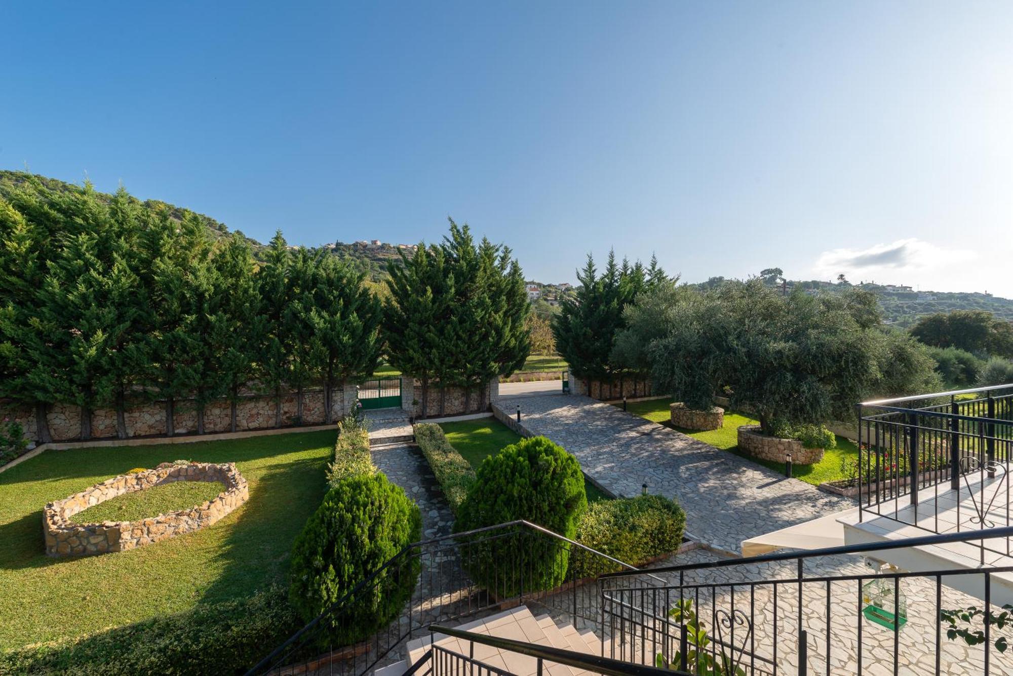 Vista Verde Studios & Apartments Свороната Екстериор снимка