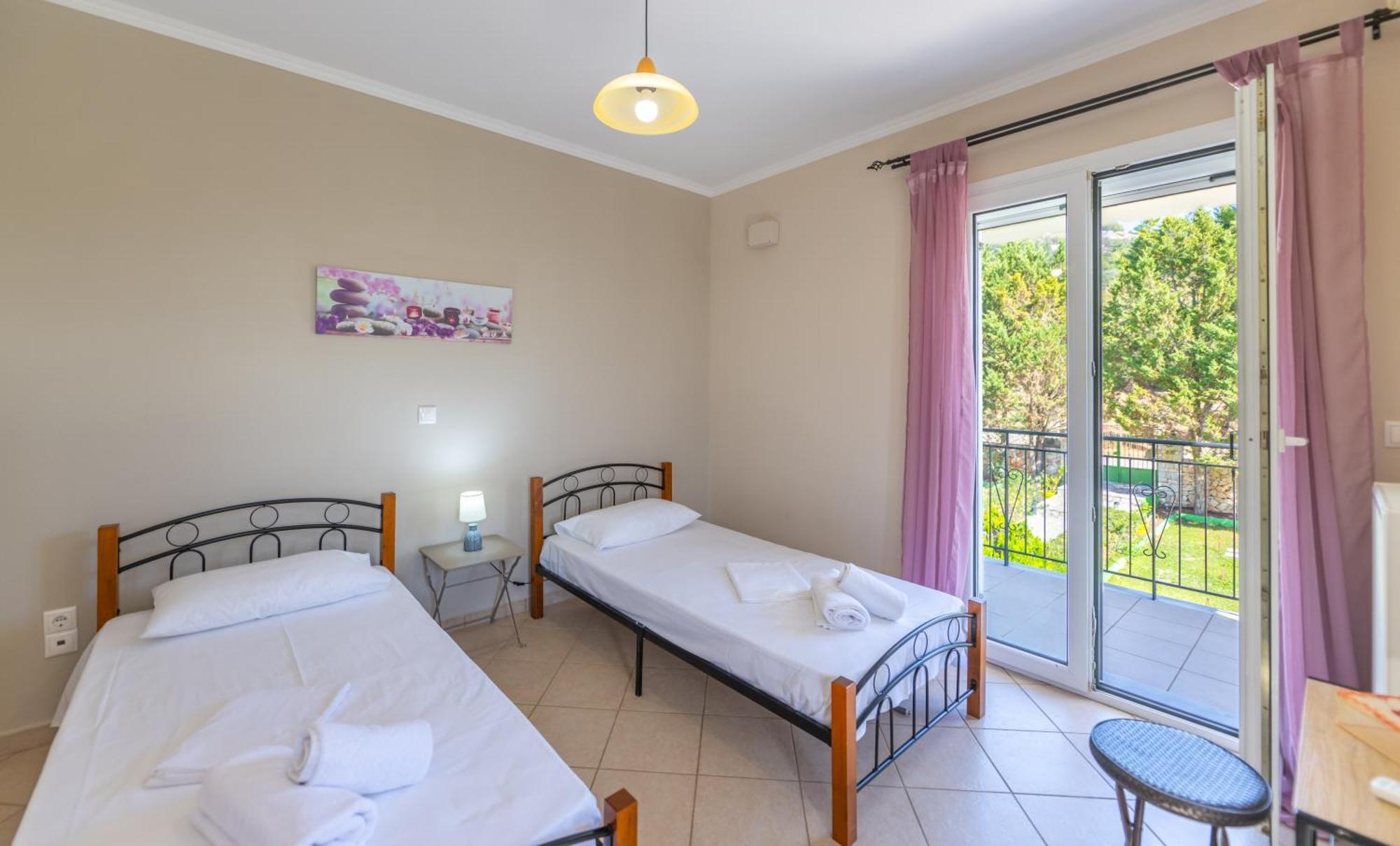 Vista Verde Studios & Apartments Свороната Екстериор снимка