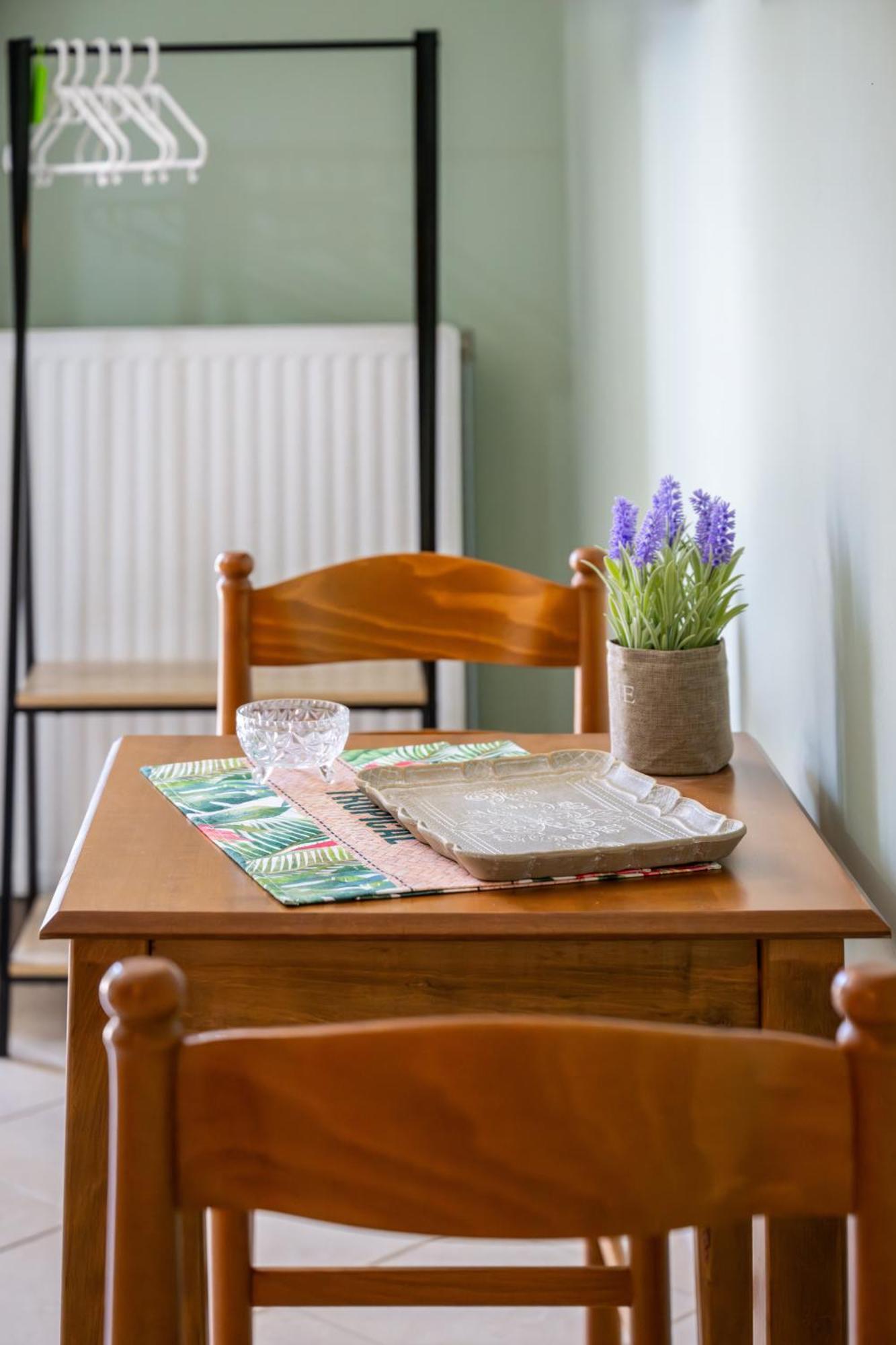 Vista Verde Studios & Apartments Свороната Екстериор снимка
